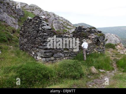 Derelict cottage on the Beara Peninsula in the Republic of Ireland Stock Photo