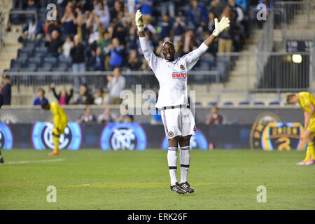 Chester, Pennsylvania, USA. 3rd June, 2015. BRIAN SYLVESTRE, (49) of the Philadelphia Union, celebrates at the end of the match. The Union beat the crew 3-0 at PPL Park in Chester Pa. Credit:  Ricky Fitchett/ZUMA Wire/Alamy Live News Stock Photo