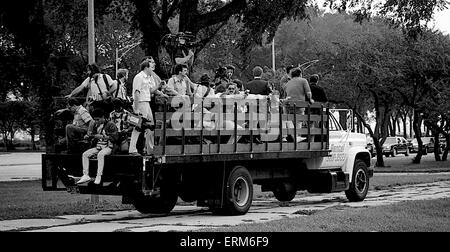 Chicago, Illinois, USA 22nd August 1988 Media crew on truck following Vice-President George H.W. Bush while he jogs through  Grant Park Chicago. Credit: Mark Reinstein Stock Photo