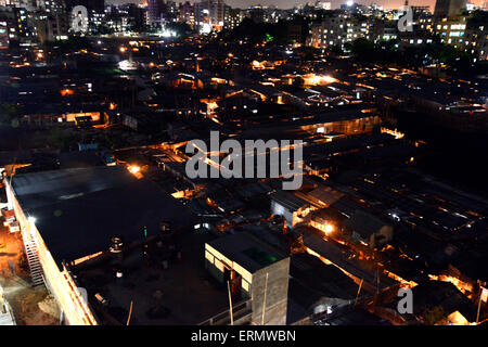 Dhaka, Bangladesh . 5th June, 2015. A Night view of Rupnagar slum at Mirpur in Dhaka, Bangladesh.ON June 4, 2015  Bangladesh is one of the world's most densely populated countries. Millions of people have settled in slums of Dhaka, a mega city, mostly living in risky settlements after knowing all the possibilities of accidents. The slum people even do not have access to basic amenities. Credit:  Mamunur Rashid/Alamy Live News Stock Photo