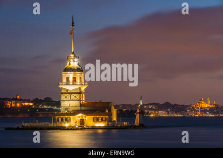 Picturesque night view over Maiden's Tower or Kiz Kulesi, Uskudar, Istanbul, Turkey Stock Photo