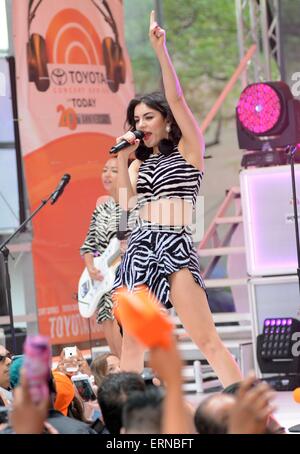 New York, NY, USA. 5th June, 2015. Charlotte Emma Aitchison on stage for NBC Today Show Concert with CHARLI XCX, Rockefeller Plaza, New York, NY June 5, 2015. Credit:  Derek Storm/Everett Collection/Alamy Live News Stock Photo