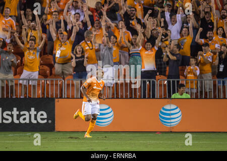 Houston, Texas, USA. 5th June, 2015. Houston Dynamo midfielder Ricardo Clark (13) celebrates his goal during an MLS game between the Houston Dynamo and the New York Red Bulls at BBVA Compass Stadium in Houston, TX on June 5th, 2015. The Dynamo won the game 4-2. Credit:  Trask Smith/ZUMA Wire/Alamy Live News Stock Photo