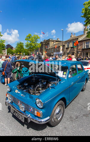 Skipton, North Yorkshire, UK. 7th June 2015. Skipton's historic High ...