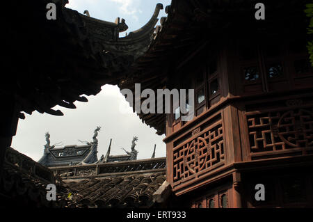 Yuyuan or Yu Garden (Jade Garden) Old Town Shanghai China. Hall of Jade Magnificence in Yuyuan Garden (Garden of Happiness or Ga Stock Photo