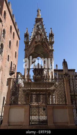 Scaliger tombs in Santa Maria Antica, Verona, Italy Stock Photo