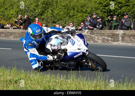 Douglas, Isle of Man. 8th June, 2015. 2015 Isle of Man TT Races. Dean Harrison in action during the TT Supersport race. Credit:  Action Plus Sports Images/Alamy Live News Stock Photo