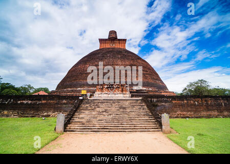 Sacred City of Anuradhapura, Jetvanarama Dagoba, aka Jetvanaramaya Stupa, Cultural Triangle, Sri Lanka, Asia Stock Photo