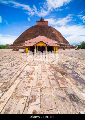 Jetvanarama Dagoba, aka Jetvanaramaya Stupa, Sacred City of Anuradhapura, Cultural Triangle, Sri Lanka, Asia Stock Photo