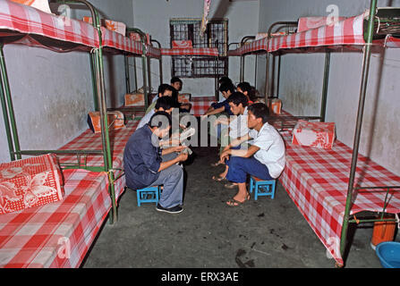 Chinese youth prisoners in Chengdu Youth Detention Center dormitory, 1980s Stock Photo