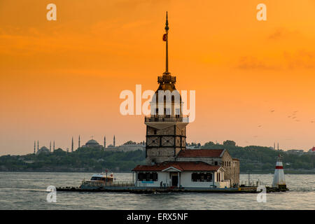 Picturesque sunset view over Maiden's Tower or Kiz Kulesi, Uskudar, Istanbul, Turkey Stock Photo