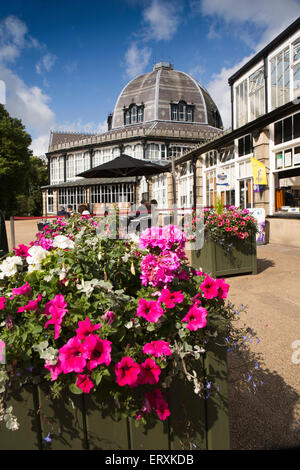 UK, England, Derbyshire, Buxton, Pavilion Gardens, floral planters outside the Octagon Stock Photo