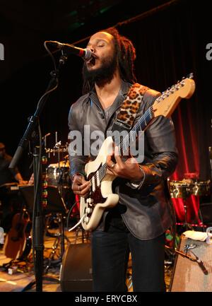 Ziggy Marley performs at the 17th Annual Samuel Waxman Cancer Research Foundation's Benefit Dinner and Auction at Cipriani Wall Street  Featuring: Ziggy Marley Where: New York, New York, United States When: 05 Dec 2014 Credit: Andres Otero/WENN.com Stock Photo