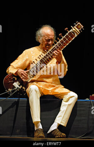 Pandit Ravi Shankar , Indian classical music maestro - No model release - only for editorial use Stock Photo