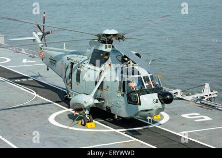 MI 18 helicopter of indian navy on the deck of aircraft carrier INS viraat R22 in arabian sea Mumbai Stock Photo