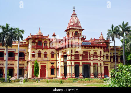 Banaras Hindu University , Central Hindu College , Varanasi ; Uttar Pradesh ; India , Asia Stock Photo