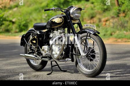 Royal Enfield bullet G2 350 cc 1960 vintage motorcycle