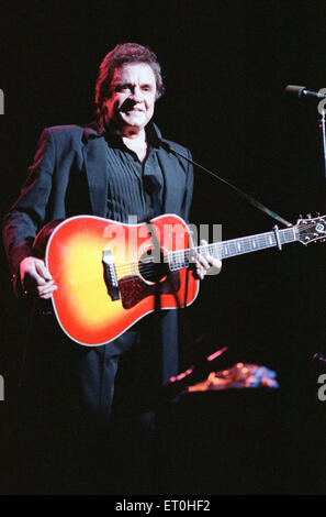 Johnny Cash, in concert at the Royal Albert Hall, London, Sunday 14 May 1989. Stock Photo