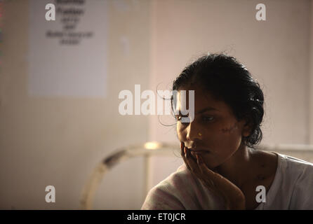 Sunita Yadav victim of terrorist attack by Deccan Mujahedeen on 26th November 2008 treated in J.J. hospital in Bombay Stock Photo