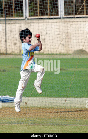 Arjun Tendulkar, son, Sachin Tendulkar, net practice, Bombay, Mumbai, Maharashtra, India, Asia Stock Photo