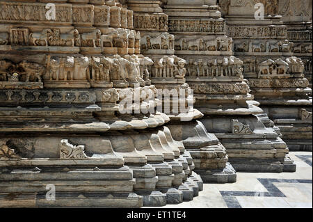 Horses and elephants carved on the wall, Jagdish Mandir, Jagdish Temple, Hindu Temple, Jabalpur, Madhya Pradesh, India, Asia Stock Photo