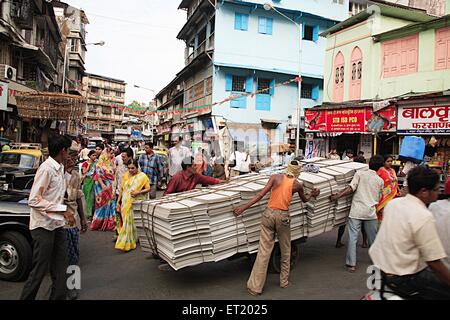 Old building Mahalakshmi Bhavan mass urban housing ; Dr. Babasaheb Jayakar ; Bhuleshwar ; Charni road ; Mumbai ; Maharashtra Stock Photo