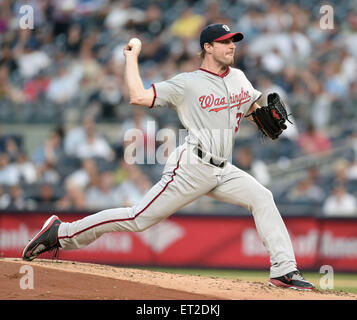 New York, USA. 9th June, 2015. Max Scherzer (Nationals) MLB : Washington Nationals pitcher Max Scherzer throws the ball during a baseball game against the New York Yankees at Yankee Stadium in New York, United States . Credit:  AFLO/Alamy Live News Stock Photo