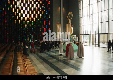 The Cross and Orb on show at Coventry Cathedral during service of reconciliation, Friday 12th February 1999. The 18ft gilded steel and copper cross constructed by Alan Smith - is to be formally presented to the people of Dresden. next year. Today's servic Stock Photo