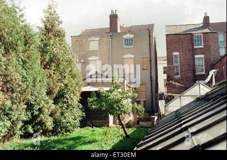 General views of houses on Cromwell Street, Gloucester. Number 25 Cromwell Street was the home of murderers Fred and Rosemary West. 5th October 1995. Stock Photo