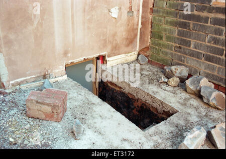 General views of houses on Cromwell Street, Gloucester. Number 25 Cromwell Street was the home of murderers Fred and Rosemary West. 5th October 1995. Stock Photo