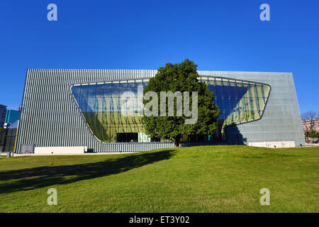 POLIN Museum of the History of Polish Jews on the site of the old Warsaw Ghetto in Warsaw, Poland Stock Photo