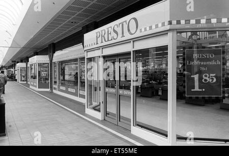 Presto at The Parkway Centre in Coulby Newham, Middlesbrough. 18th April 1986. Stock Photo