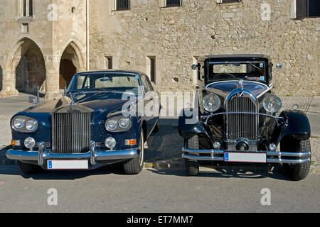 Classic cars, Rolls Royce Silver Cloud III 1964 and Talbot M75C 1930 Stock Photo