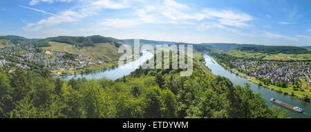 Moselle river valley panorama view on Punderich, Germany Stock Photo