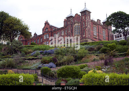 Gardens on Foreshaw Road, Scarborough, Yorkshire, England UK Stock Photo