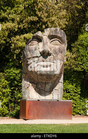 “Tyndareus Cracked” by Igor Mitoraj, Boboli Gardens, Florence, Italy Stock Photo