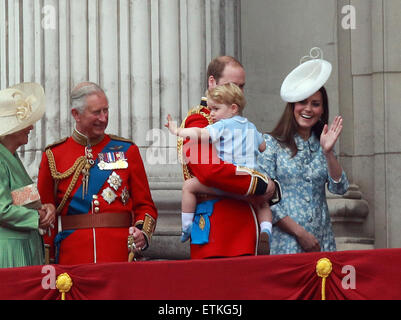Trooping the Colour . . London, UK . . 13.06.2015 Prince George and Kate (Catherine Middleton) Duchess of Cambridge, wave to the crowd as his father Prince William, Duke of Cambridge, takes him back inside at the Trooping of the Colour 2015. Pic: Paul Marriott Photography Stock Photo