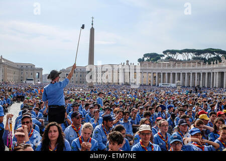 Vatican. 13th June, 2015. Pope Francis meets Agesci, Catholic Scout Guide Association, in Saint Peter Square. 13 June 2015 Credit:  Realy Easy Star/Alamy Live News Stock Photo