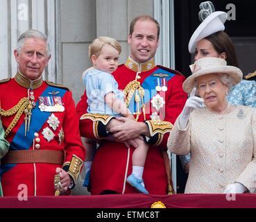 Britain's Prince Charles (L-R), Prince George, Prince William, Duke of Cambridge, Catherine, Duchess of Cambridge, and Queen Elizabeth seen on the balcony of Buckingham Palace, central London 13 June 2015 following the Trooping the Colour ceremony which mark's Queen Elizabeth II's official birthday. Photo: Patrick van Katwijk/ POINT DE VUE OUT - NO WORE SERVICE - Stock Photo
