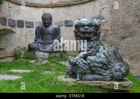 Sculptures, Messner Mountain Museum, MMM Ripa in Brunico Castle, Bruneck, South Tyrol, Italy Stock Photo