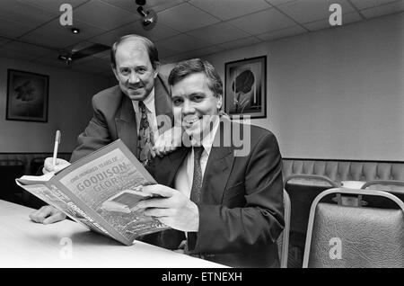 Ken Rogers, Book launch, One Hundred Years of Goodison Glory, The Official Centenary History, Photo-call at Goodison Park, home of Everton Football Club, 24th August 1992. Pictured with Howard Kendall, Manager. Stock Photo