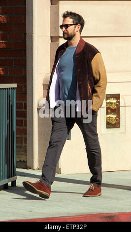 Noah Wyle goes shopping in Beverly Hills wearing brown suede shoes and two tone brown jacket  Featuring: Noah Wyle Where: Los Angeles, California, United States When: 19 Mar 2015 Credit: WENN.com Stock Photo