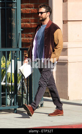 Noah Wyle goes shopping in Beverly Hills wearing brown suede shoes and two tone brown jacket  Featuring: Noah Wyle Where: Los Angeles, California, United States When: 19 Mar 2015 Credit: WENN.com Stock Photo