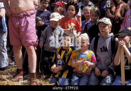 BEL, Belgium, Eastbelgium, Kelmis, Calamine, Middle Ages festival at castle Eyneburg, battle of the Vikings, children watching t Stock Photo