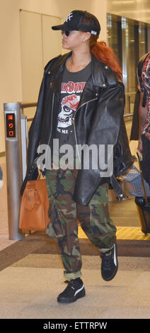 Chiba, Japan. 15th June, 2015. Singer Rihanna arrives at Narita International Airport in Chiba, Japan on June 15, 2015. Credit:  Aflo Co. Ltd./Alamy Live News Stock Photo