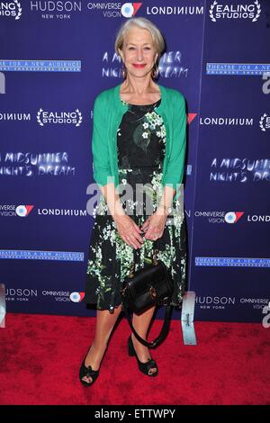 New York, NY, USA. 15th June, 2015. Helen Mirren at arrivals for A MIDSUMMER NIGHT'S DREAM Premiere, DGA New York Theater, New York, NY June 15, 2015. Credit:  Gregorio T. Binuya/Everett Collection/Alamy Live News Stock Photo