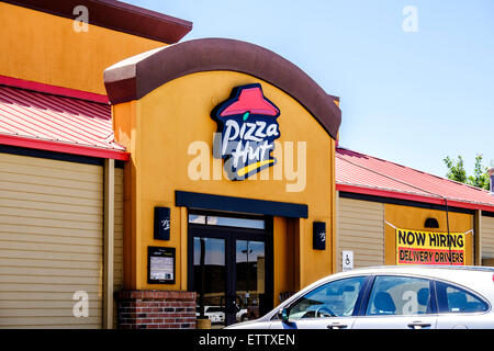 The exterior of Pizza Hut in Oklahoma City, Oklahoma. Stock Photo