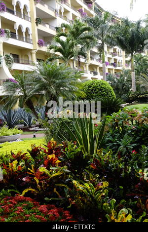 Garden area, Velas Vallarta resort, Puerto Vallarta, Mexico Stock Photo