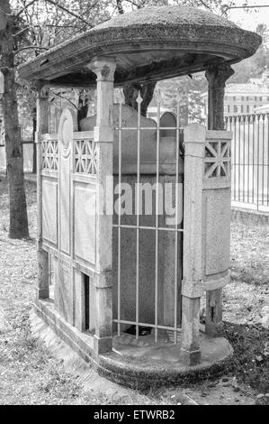 Public toilet (in a park) from the early 1900s Stock Photo