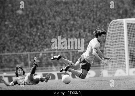 Ipswich Town 1-0 Arsenal, FA Cup Final, Wembley Stadium, London, Saturday 6th May 1978. George Burley (on ground) after tackling Frank Stapleton of Arsenal. Stock Photo